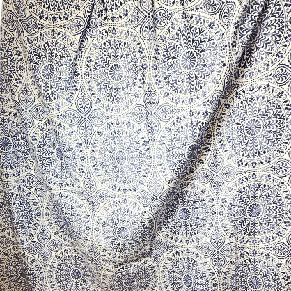 Liz Claiborne Home Medallion Damask 100% Cotton Rod Pocket Curtain 72x72